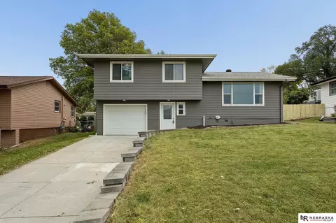 5042 Trail Creek Ave, Bellevue, NE 68157