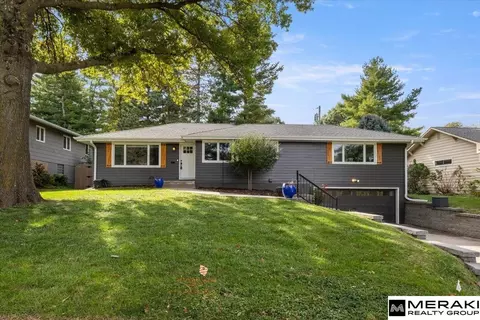 6617 Gleenwood Rd, Omaha, NE 68132