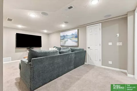 Other - 2152 S 62nd St, Omaha, NE 68106 photo 4 of 5