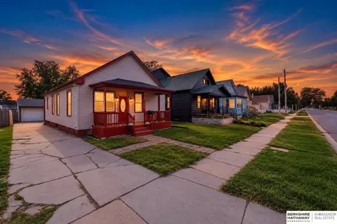 1731 5th Ave, Council Bluffs, IA 51501
