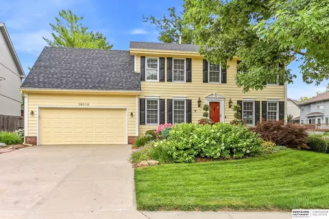 16010 Davenport St, Omaha, NE 68118