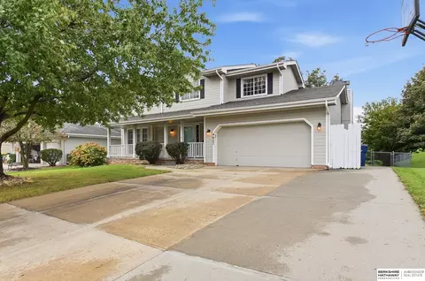 4407 Longview St, Bellevue, NE 68123