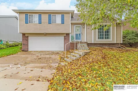 4608 N 148th St, Omaha, NE 68116