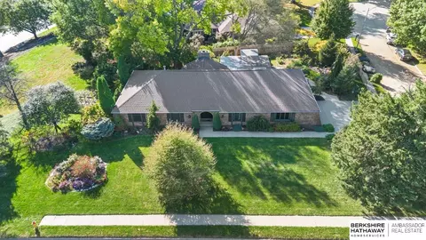 View/Area - 724 Eldorado Dr, Omaha, NE 68154 photo 2 of 6