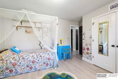 Bedroom - 724 Eldorado Dr, Omaha, NE 68154 photo 4 of 10