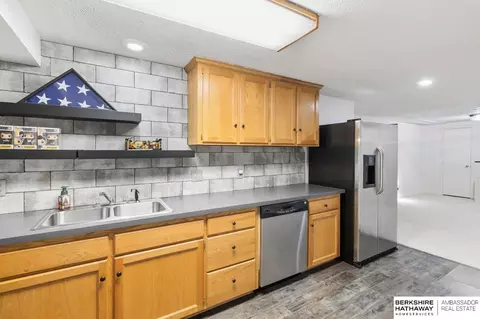 Kitchen - 724 Eldorado Dr, Omaha, NE 68154 photo 6 of 6