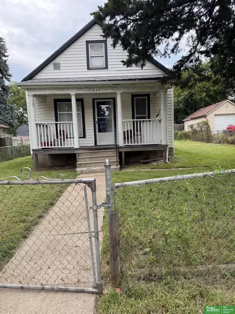 820 Rose St, Lincoln, NE 68502