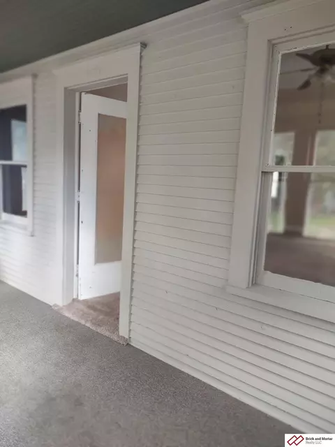 Exterior - 1420 Elk St, Beatrice, NE 68310 photo 5 of 5