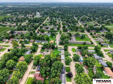 View/Area - 1610 N 18th St, Beatrice, NE 68310 photo 2 of 2