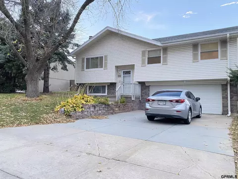 14502 Emiline St, Omaha, NE 68138