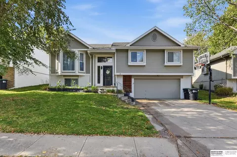 3516 N 152nd St, Omaha, NE 68116