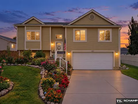 10707 S 27 Ave, Bellevue, NE 68123