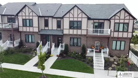7159 Kentwell Ln, Lincoln, NE 68516