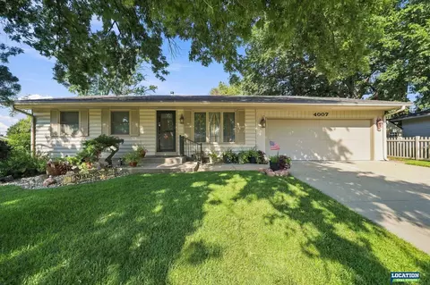 4007 Worthington Ave, Lincoln, NE 68502