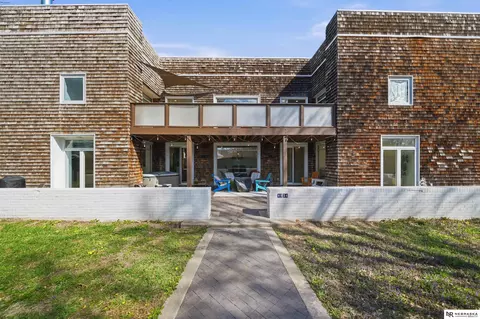 4934 Glade St, Lincoln, NE 68506