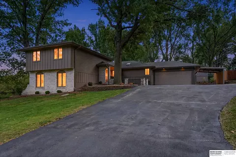 4115 N Post Rd, Omaha, NE 68112