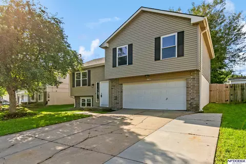 12905 Curtis Ave, Omaha, NE 68164