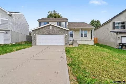 5871 S 193rd Ave, Omaha, NE 68135