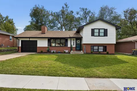 6031 Lexington Ave, Lincoln, NE 68505