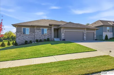19905 Polk St, Omaha, NE 68135