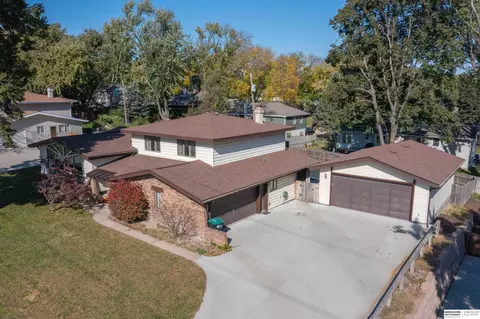 13038 Pacific St, Omaha, NE 68154