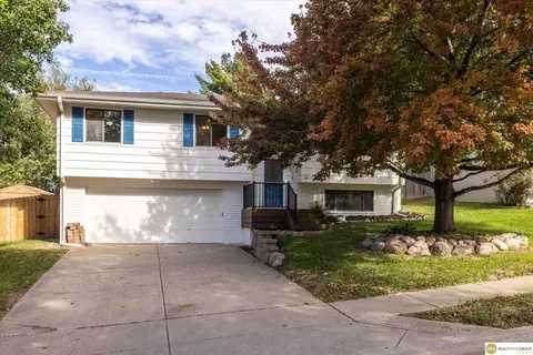 14916 Borman St, Omaha, NE 68138