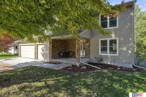 4610 Sugar Creek Ct, Lincoln, NE 68516