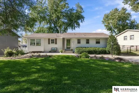 3414 S 108 St, Omaha, NE 68144