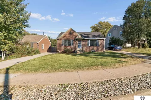 3470 Orchard St, Lincoln, NE 68503