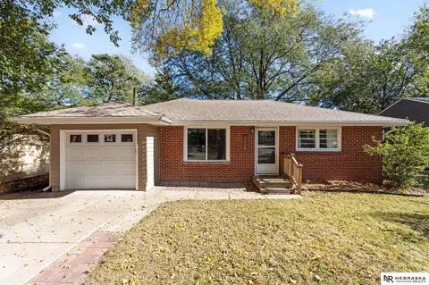 3828 S 20th St, Lincoln, NE 68502