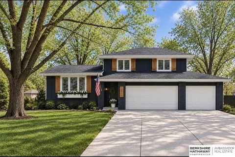14974 Farnam Cir, Omaha, NE 68154