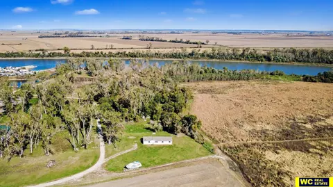 14100 Wildwood Ln, Blair, NE 68008
