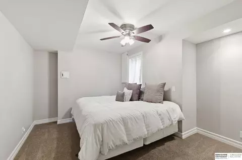 Bedroom - 17316 Sharp St, Omaha, NE 68135 photo 4 of 4