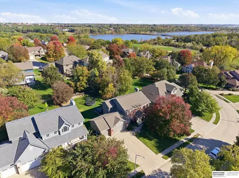 View/Area - 17316 Sharp St, Omaha, NE 68135 photo 2 of 10