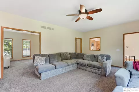 Living - 17316 Sharp St, Omaha, NE 68135 photo 3 of 4
