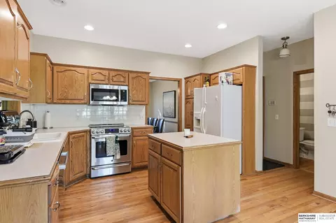 Kitchen - 17316 Sharp St, Omaha, NE 68135 photo 2 of 4