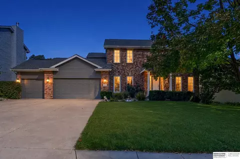 Exterior - 17316 Sharp St, Omaha, NE 68135 photo 2 of 11