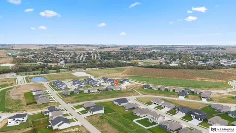View/Area - 16013 Isabella St, Bennington, NE 68007 photo 7 of 11