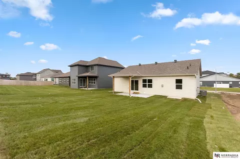 Exterior - 16013 Isabella St, Bennington, NE 68007 photo 2 of 3