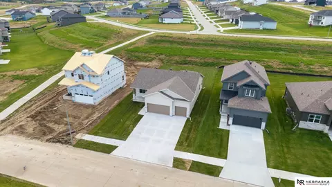 View/Area - 16013 Isabella St, Bennington, NE 68007 photo 3 of 11
