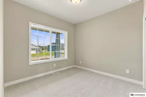 Bedroom - 16013 Isabella St, Bennington, NE 68007 photo 3 of 5