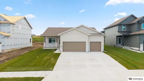 Other - 16013 Isabella St, Bennington, NE 68007 photo 4 of 11