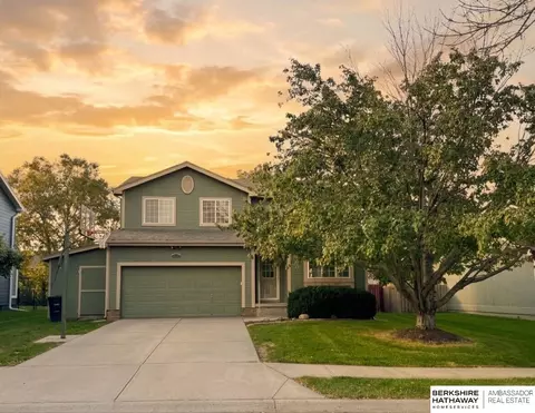 16417 Madison St, Omaha, NE 68135