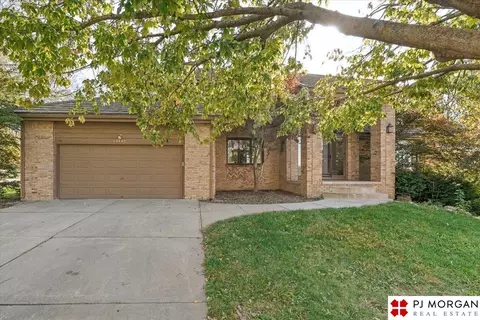 15405 Lloyd St, Omaha, NE 68144
