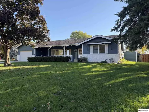 12605 Cryer Ave, Omaha, NE 68144