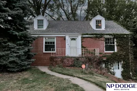 4944 Emmet St, Omaha, NE 68104