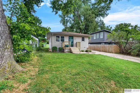 2035 N 69th St, Omaha, NE 68104