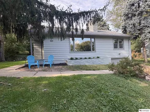 460 S 85th St, Omaha, NE 68114