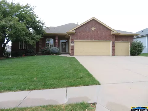 9428 Park View Blvd, La Vista, NE 68128