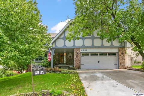 6231 S 106 St, Omaha, NE 68127